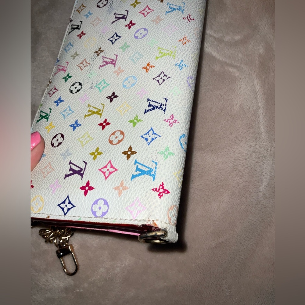 Louis Vuitton White Monogram Multicolor Litchi Insolite Wallet. - Picture 16 of 17